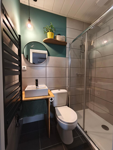 Others 3, Gaia Style Room in a Shared Apartment, Vila Nova de Gaia