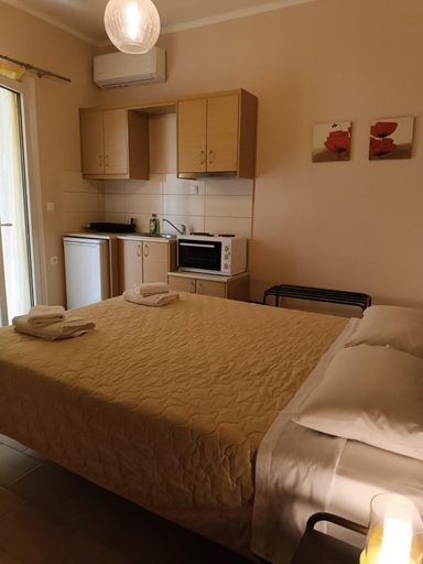 Others 2, Valedina Rooms, Ionian Islands