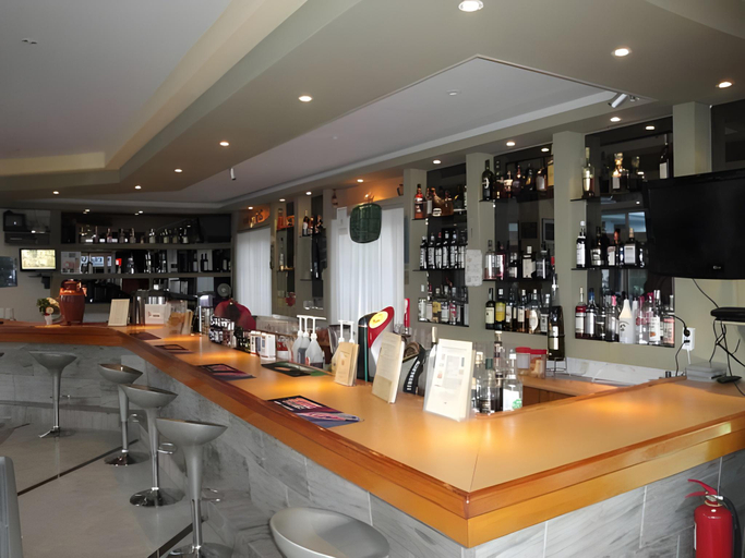 Food & Drinks 5, Agrellis Apartments, South Aegean