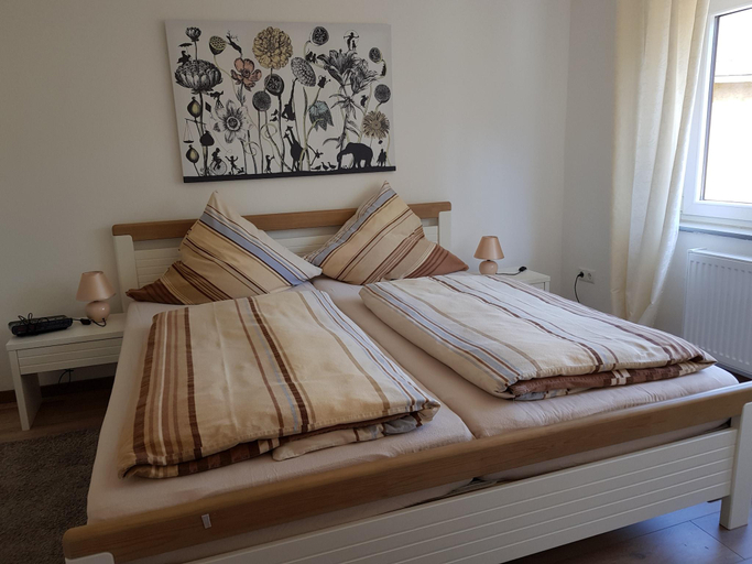 Bedroom, gemutliche Ferienwohnung in Kaifenheim, Cochem-Zell