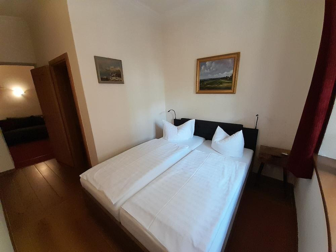 Bedroom 3, Schloss-Schanke garni, Bautzen