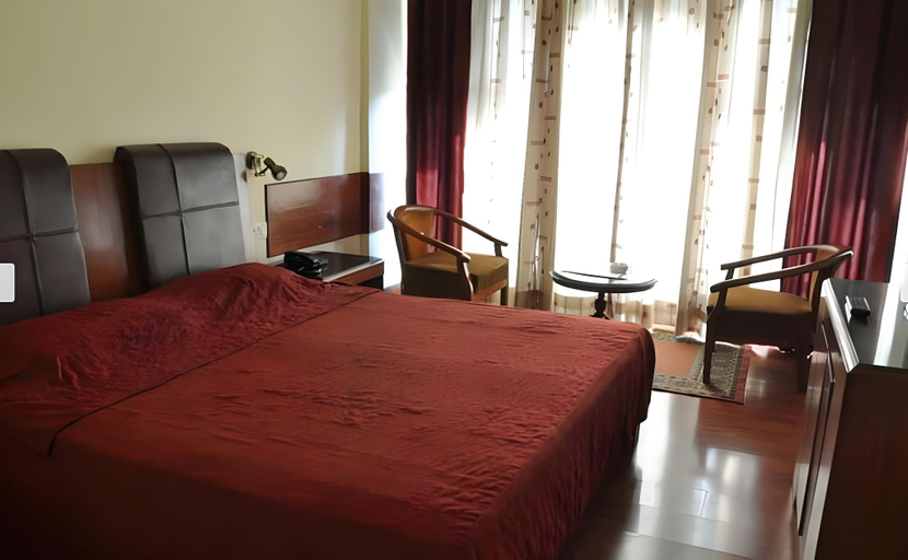 Others 5, Hotel Gold, Panipat