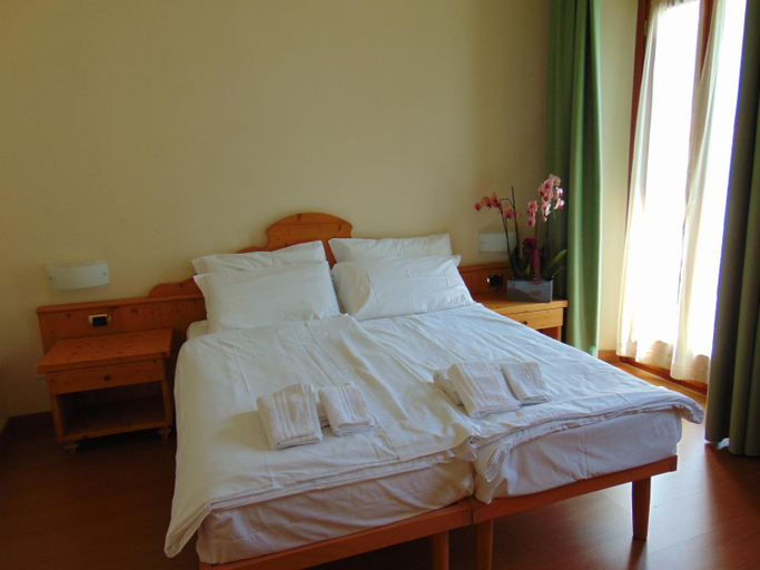 Others 4, Nuova Locanda Posta, Verbano-Cusio-Ossola