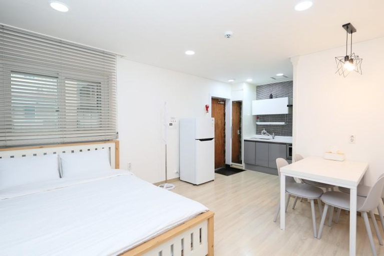 Bedroom 2, Daecheon Julgyeochatgi Pension, Boryeong