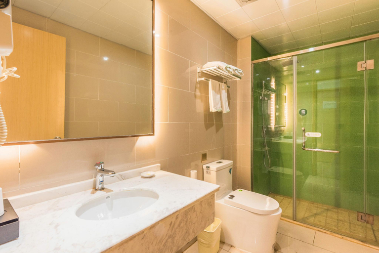 Bathroom 4, GreenTree Inn Baoding Qingyuan District Jianshe North Road, Baoding
