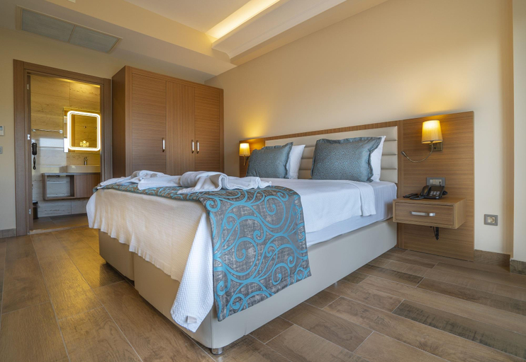 Bedroom 4, Dalyan Live Spa Hotel, Ortaca
