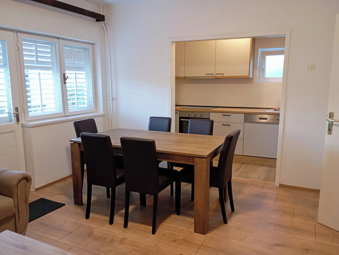 Dining 5, Sunny Trogir Apartment With 3 Bedrooms, Okrug