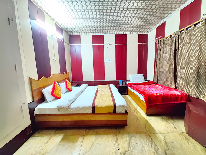 Bedroom 5, Goroomgo Neelam Raj Near Mall Road Mallital, Nainital, Nainital