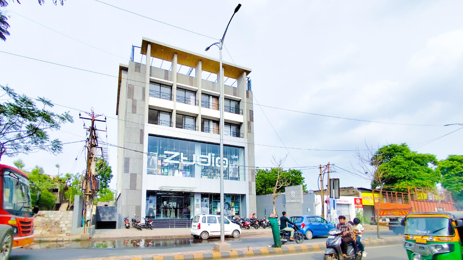 Others 3, Hotel Nova Bizz, Rajkot