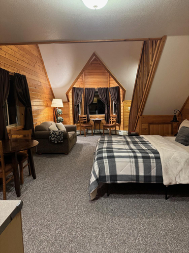 Bedroom 2, Susitna River Lodging, Suites, Matanuska-Susitna