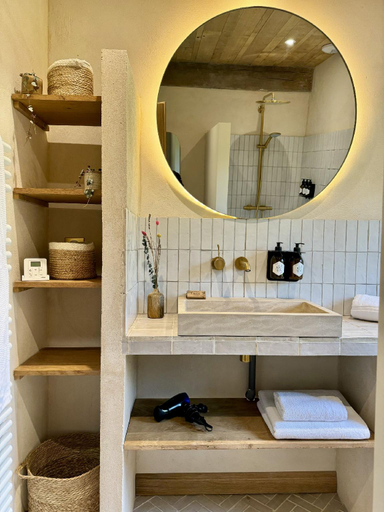 Bathroom 3, Le Clos du Haut, Calvados