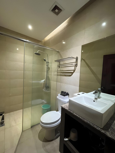 Bathroom 3, Hotel de Susana and Resort, Valencia City