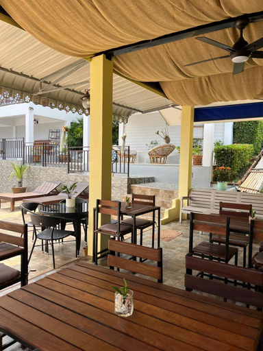 Food & Drinks 5, Sawasdee Home Stay Resort & Pool, Thai Mueang