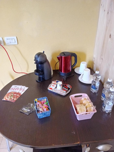 Food & Drinks