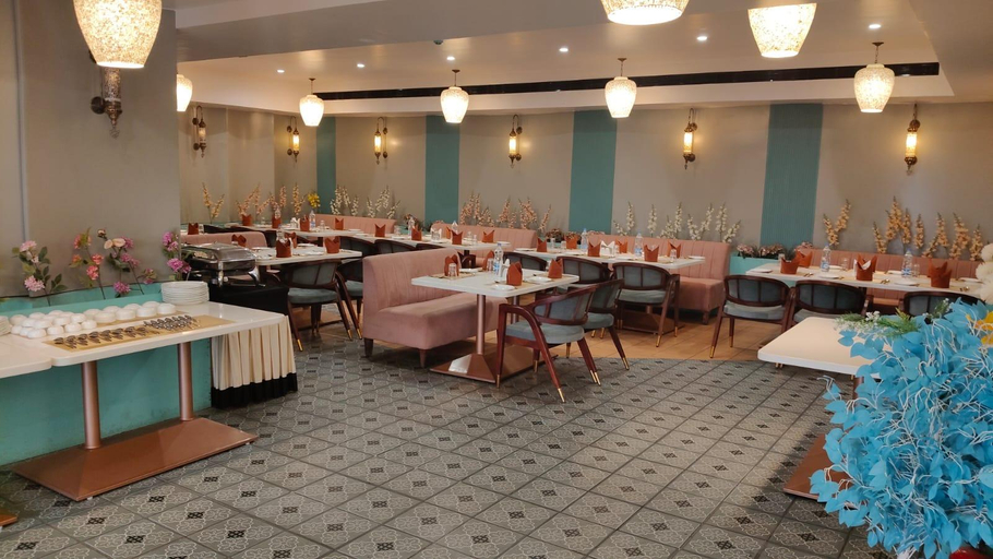 Food & Drinks 3, PNS NAKSHATRA LUXURY HOTEL, Vellore