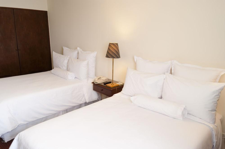 Bedroom 3, Thunderbird Carrera Hotel & Casino, Lima