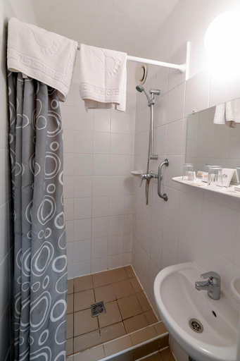 Bathroom 5, KLK Hotel, Debrecen