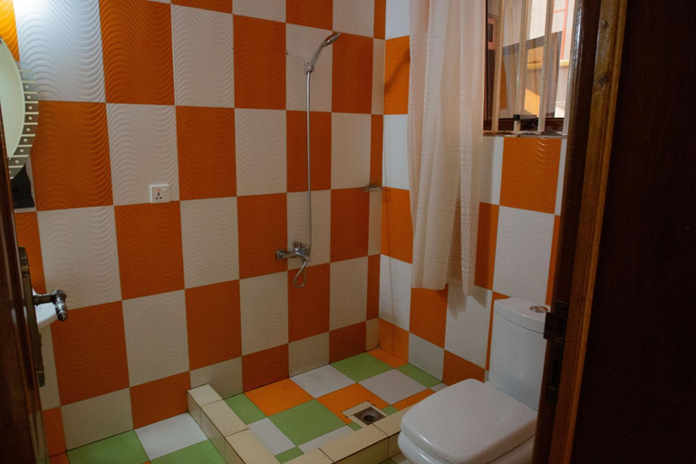 Bathroom, The Vibrant Lodge Gacuriro, Gasabo