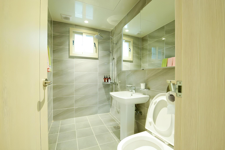 Bathroom 4, Jnb Hotel, Seogwipo