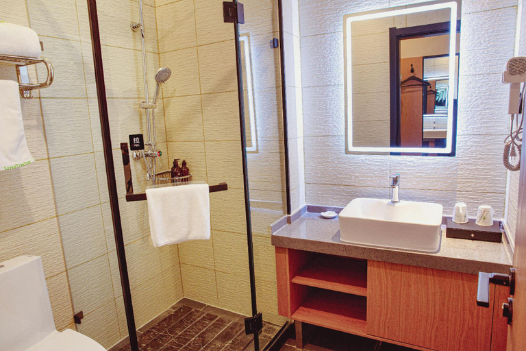 Bathroom 3, Green Tree Inn Express Hebei Langfang Yongqing County Kaifaqu Road, Langfang