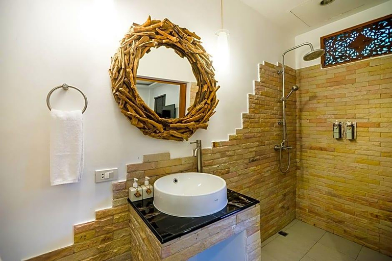 Bathroom 5, Laksasubha Hua Hin, Hua Hin