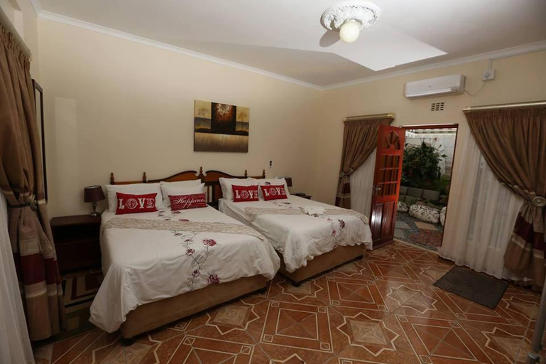Bedroom 2, The Rest Place Boutique Hotel, Buffalo City