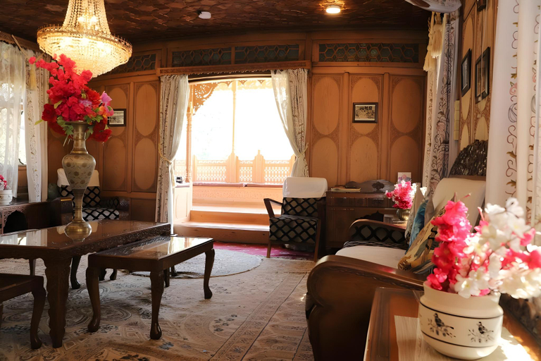 Others 3, showkat group of houseboats, Srinagar