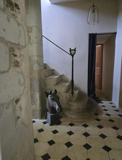 Others 3, Relais du logis, Vendée