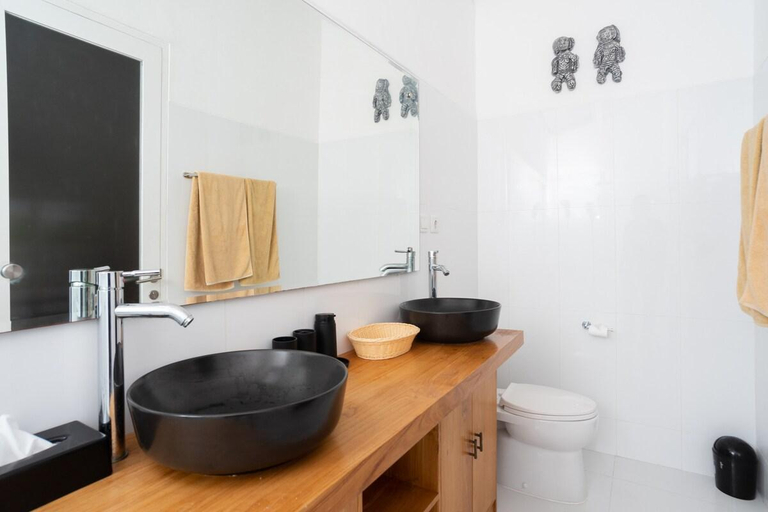 Bathroom 4, Villa R in the heart of Canggu, Badung