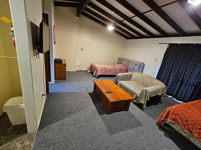 Bedroom 2, Amisfield motel, South Waikato