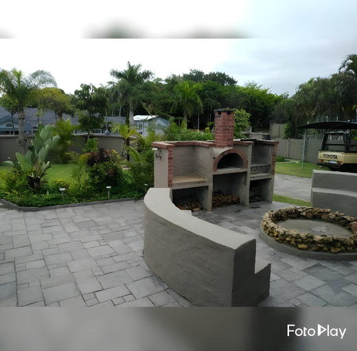 Others 5, Villa Pesca, Uthungulu