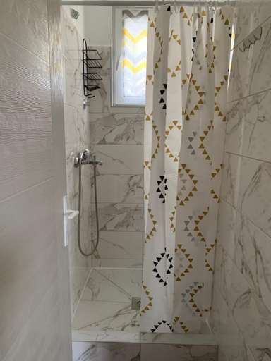 Bathroom 3, Mariyka Apartaments 2