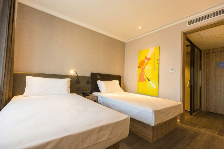 Bedroom 4, Hanting Premium (Fengcheng Pedestrian Street), Dandong