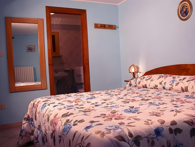 Bedroom, Anticarua B&B, L'Aquila