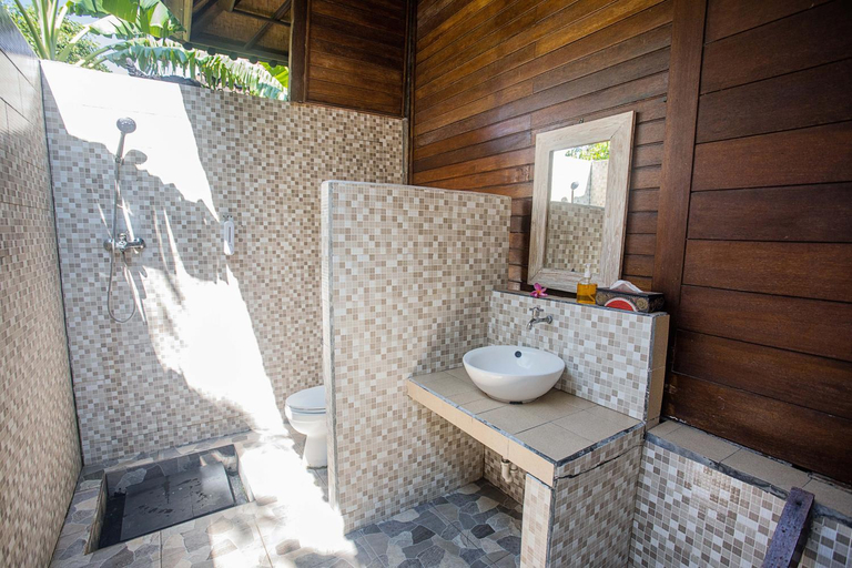 Bathroom 5, The Cozy Villas Lembongan, Klungkung
