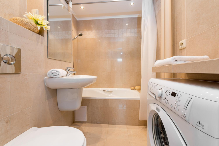 Bathroom 2, P&O Apartments Plac Grzybowski, Warsaw