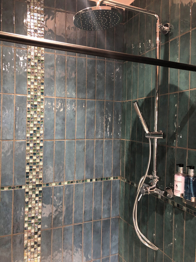 Bathroom 4, The Hutchinson Apartments, Douglas