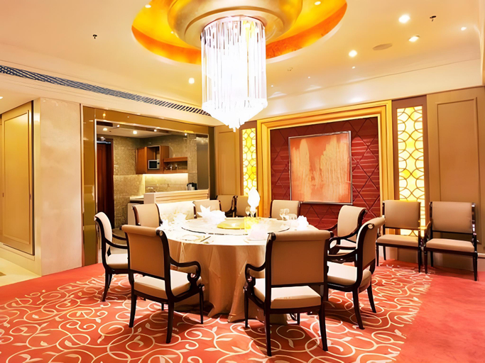 Food & Drinks 2, Northwest Petroleum Hotel, Ürümqi