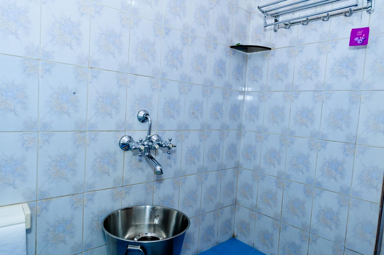 Bathroom 3, Prakruthi Home Stay, Chikmagalur