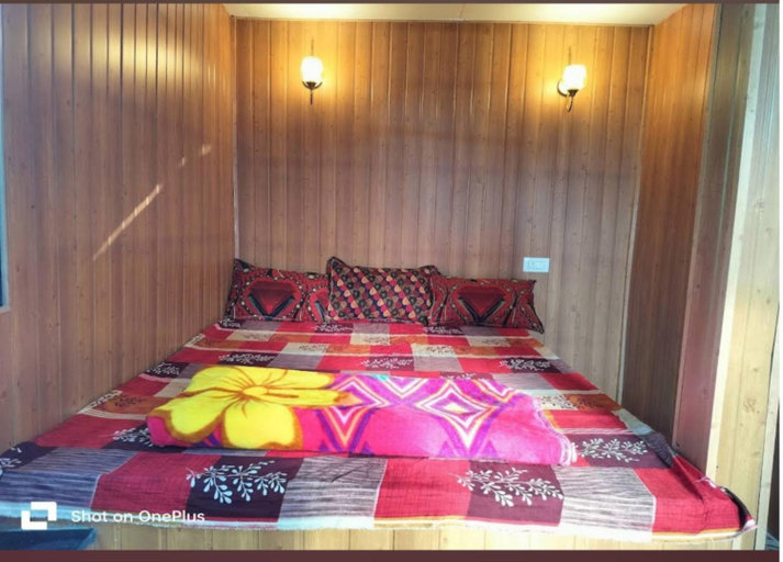 Bedroom 2, Swastik Guest House, North Goa