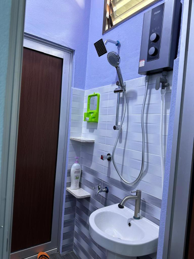 Bathroom 3, Homestay Hj Noor, Tanah Merah