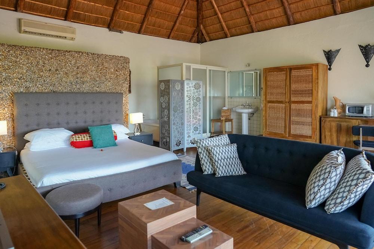 Bedroom 3, Le Petit Village boutique Hotel, Kampala