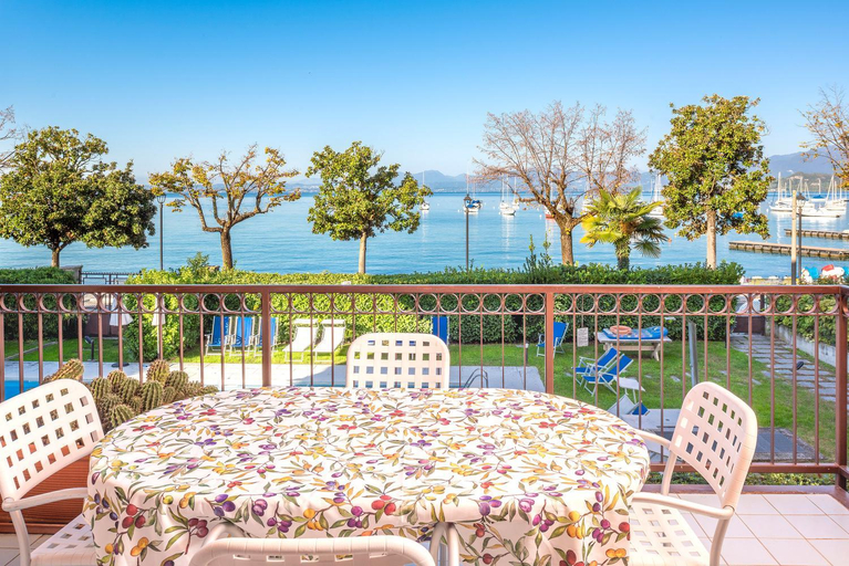 Food & Drinks, Apartments Rainer - Front Lake, Verona