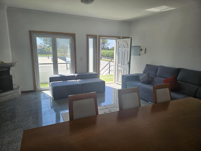 Others 5, Mindelo, Vila do Conde