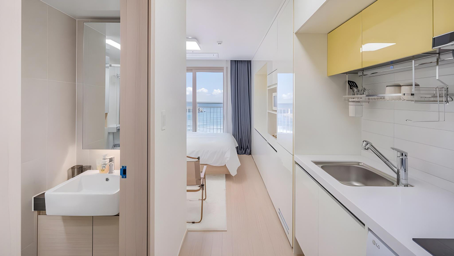 Bathroom, Yangyang Stay Dongsan, Yangyang