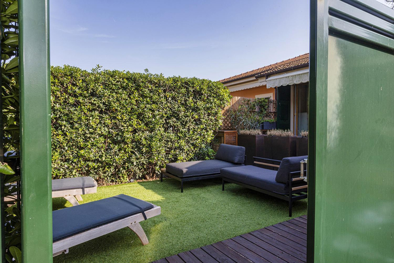 Balcony/terrace 5, Elegant sea view apartment by Wonderful Italy, Genova