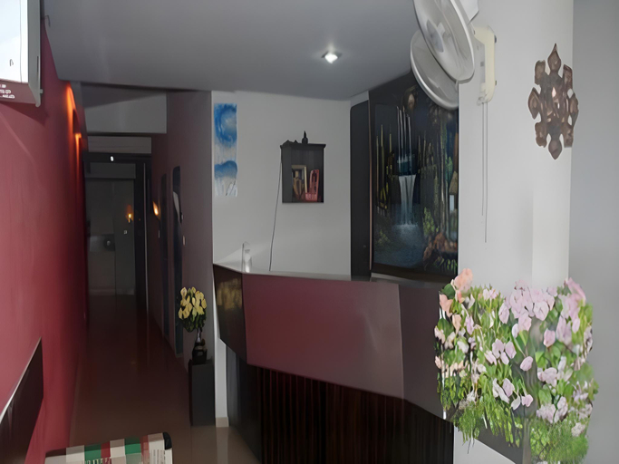 Others 5, Hotel Isher International, Gandhinagar