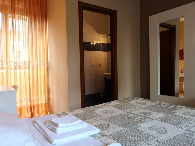 Bedroom 3, Torino Guest House, Torino