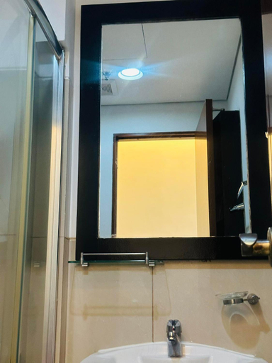 Bathroom 5, The Beacon Makati, Makati City