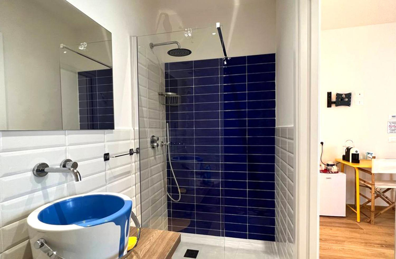 Bathroom 4, Voglia d'aMare, Ancona